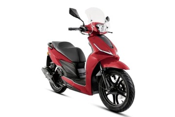 125 Cena: 9 200 zł Coral 50 cc cena 8700 zł.