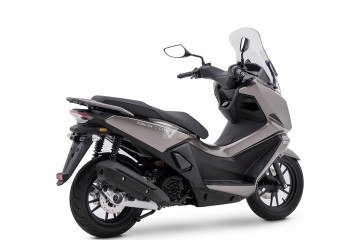 Kymco Skuter Kymco Skytown 125 - EURO 5+ Rocznik 2025 r. Kask LS2 Grat